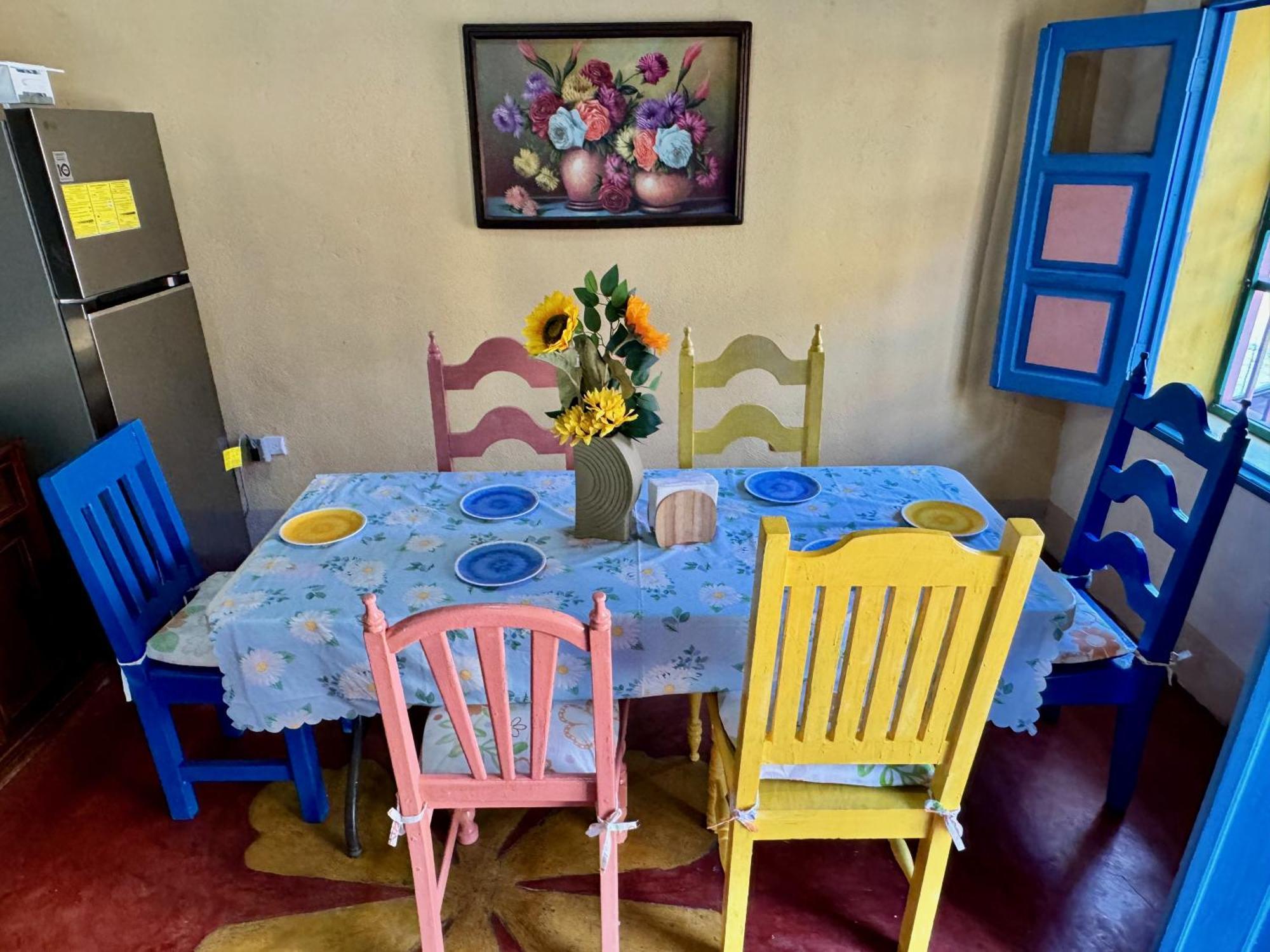Hostal Los Girasoles By Hostal Inn フローレス エクステリア 写真